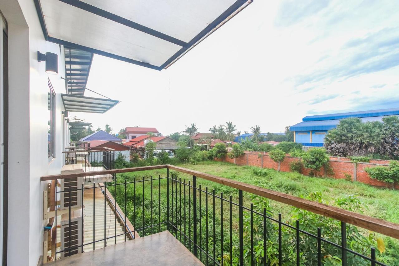 Phan Nata Apartment Сіємреап Екстер'єр фото